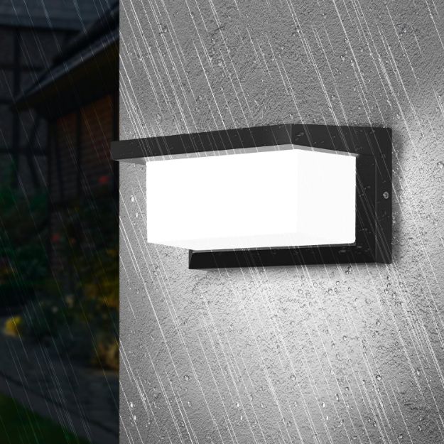 Picture of 18W LED Outdoor Wall Light IP65 Waterproof Aluminium